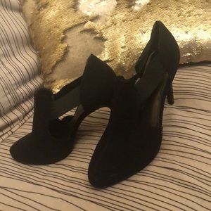 Black heels